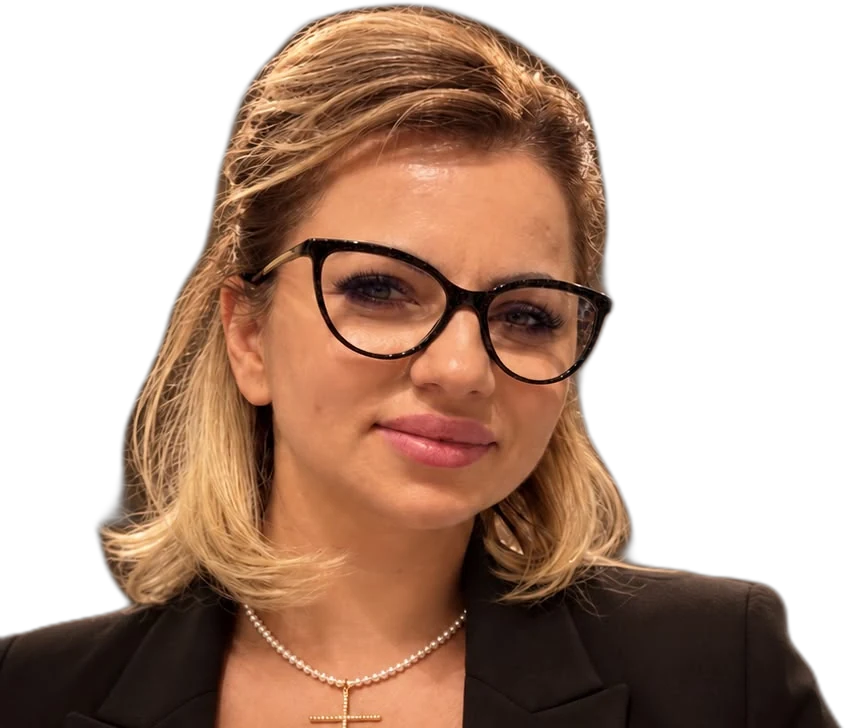 Carmen, hipnoterapeut și coach